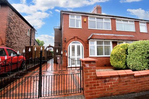 4 bedroom semi-detached house for sale, Mitchell Road, St. Helens, WA10