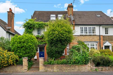 4 bedroom semi-detached house to rent, Thorkhill Road, Thames Ditton, KT7