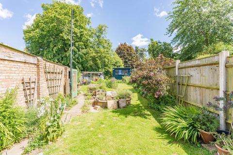 3 bedroom semi-detached house for sale, Laurel Road, Kirkley