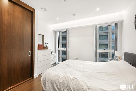 2 bedroom apartment to rent, Lexington Gardens SW11