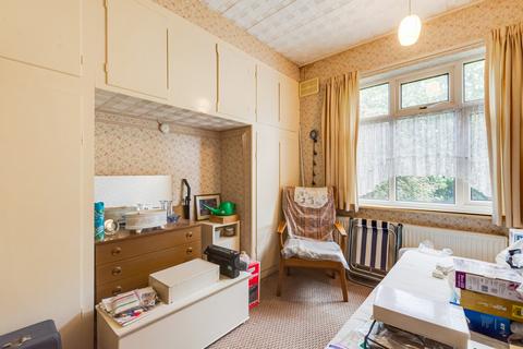 6 Haddon Grove, Sidcup, DA15 8NA