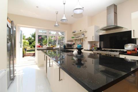 5 bedroom semi-detached house for sale, Waldegrave Gardens, Upminster, RM14