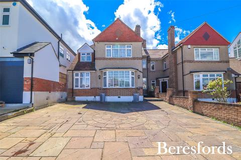 39 Waldegrave Gardens, Upminster, RM14 1UT