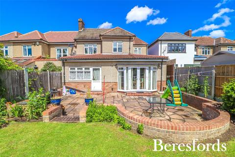 39 Waldegrave Gardens, Upminster, RM14 1UT
