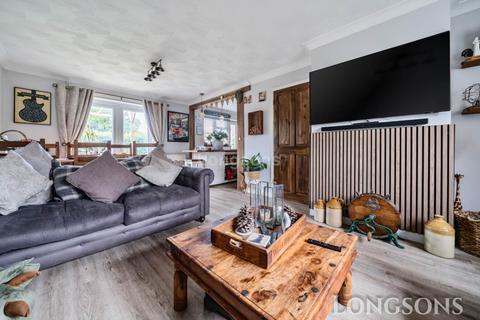 4 Salhouse Drive, Swaffham, PE37 7SJ