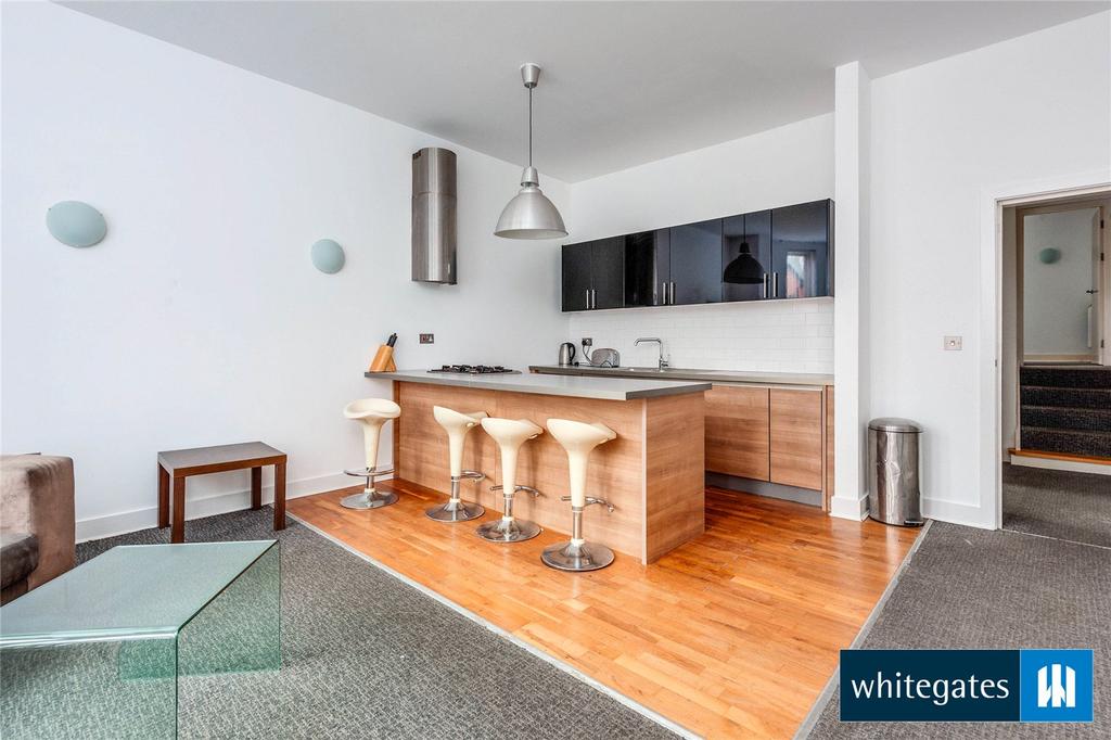 Ivanhoe Road, Aigburth, Liverpool... 2 bed apartment for sale £160,000