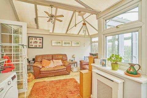 26 Pettits Close, Romford, RM1 4EB