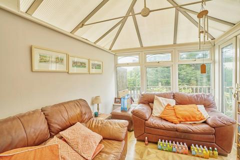 26 Pettits Close, Romford, RM1 4EB
