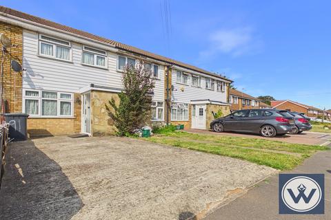 2 bedroom terraced house to rent, Cleave Avenue, UB3