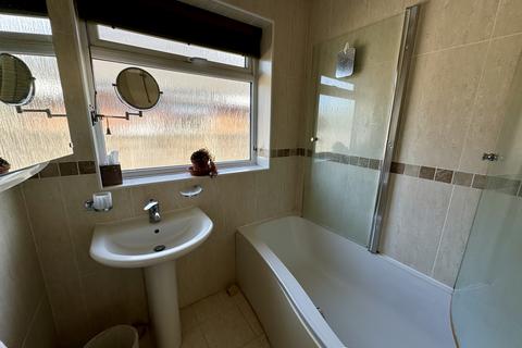 2 bedroom detached bungalow for sale, Whitby Road, Lytham St. Annes FY8