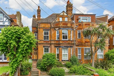 1 bedroom ground floor flat for sale, Millfield, Folkestone, Kent