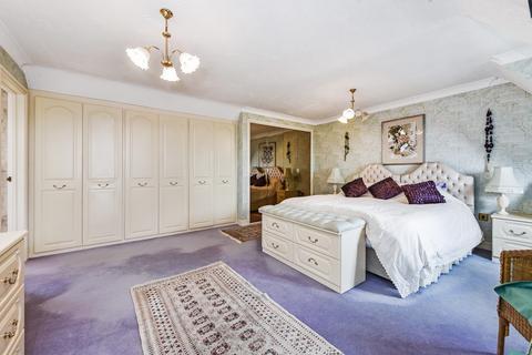 16 Loader Close, Kings Worthy, Winchester, SO23 7TF