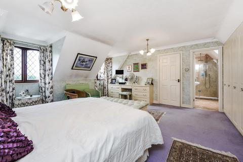16 Loader Close, Kings Worthy, Winchester, SO23 7TF