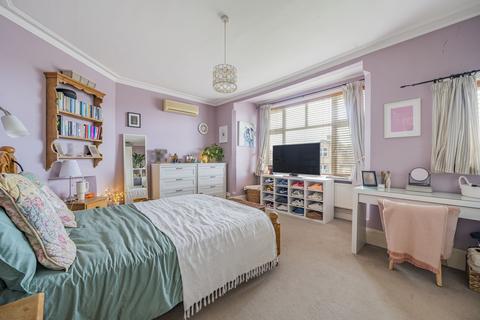 17 Town End, Caterham, CR3 5UJ