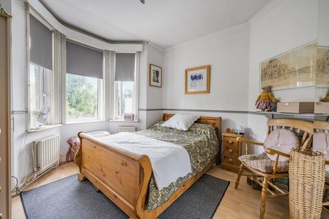 17 Town End, Caterham, CR3 5UJ