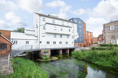 2 bedroom apartment to rent, Barton Mill Road, Canterbury, CT1