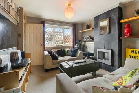 2 bedroom terraced house for sale, Mulberry Drive, Malvern, Worcestershire, WR14 4AT