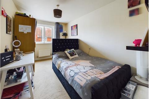 2 bedroom flat to rent, Marsa Way, Bridgwater TA6