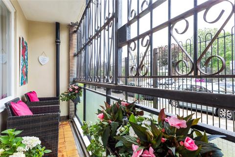 4 Derbyshire Street, London, E2 6HJ