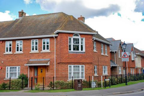 2 bedroom flat for sale, Brookley Road, Brockenhurst, SO42