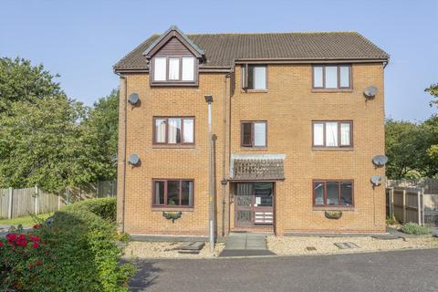 1 bedroom flat for sale, Gilstead Avenue, Morecambe LA3