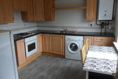 3 bedroom terraced house to rent, Perchfoot Close, Park Side CV1