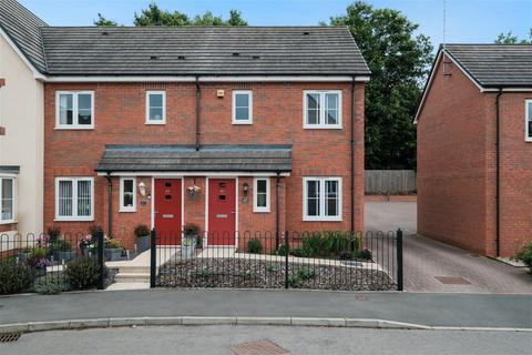 3 bedroom end of terrace house for sale, East Works Drive, Cofton Hackett, Birmingham, B45 8GR