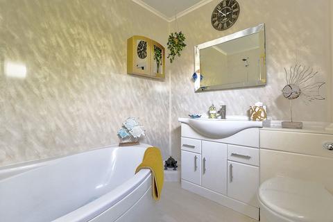 28 Hornbeam Close, Ormesby, Middlesbrough, TS7 9PN