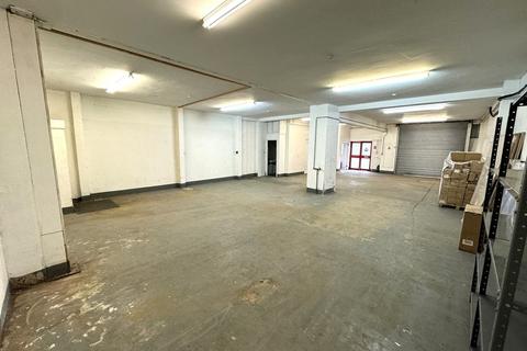 Industrial unit for sale, Unit 11 Metro Centre, St John's Road, Isleworth, TW7 6NJ