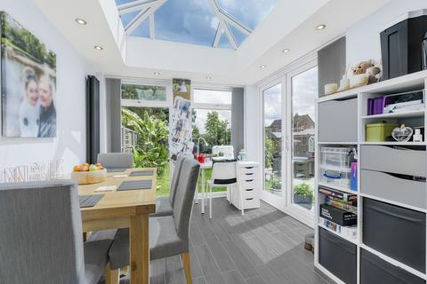7 Downs Road, Didcot, OX11 8ND