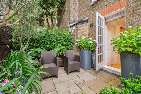 3 bedroom apartment for sale, Blythe Road, London, W14