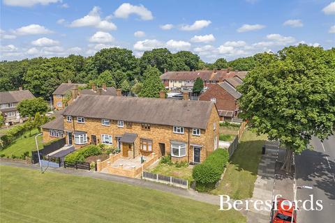 3 bedroom end of terrace house for sale, Redruth Walk, Romford, RM3