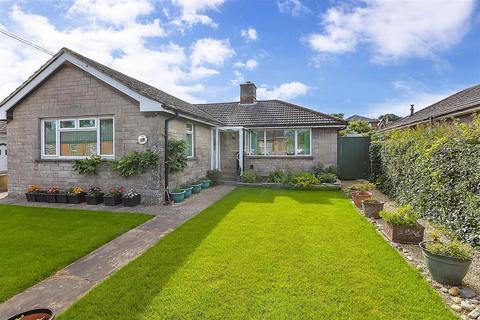 2 bedroom detached bungalow for sale, Carisbrooke Road, Newport, Isle of Wight