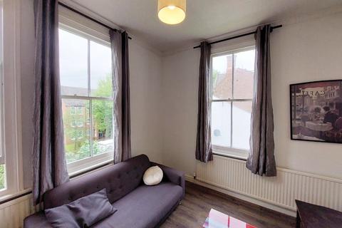 2 bedroom apartment to rent, Forest Road West, Nottingham, Nottinghamshire, NG7 4ER