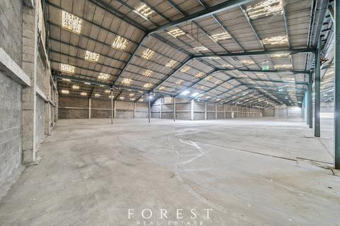 Industrial unit to rent, 2B Rippleside Commercial Estate, Renwick Road, Barking, IG11 0RJ