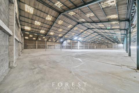 Industrial unit to rent, 2B Rippleside Commercial Estate, Renwick Road, Barking, IG11 0RJ