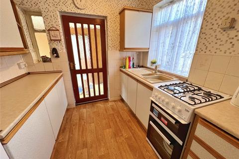 2 bedroom end of terrace house for sale, County Avenue, Ashton-under-Lyne, Greater Manchester, OL6