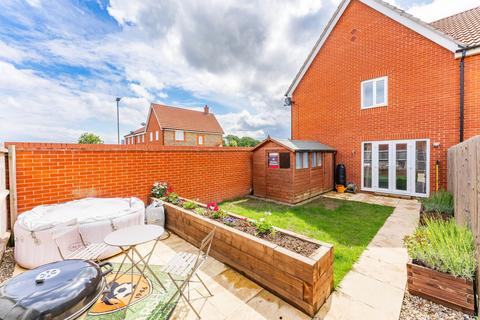 3 bedroom semi-detached house for sale, Finch Road, Attleborough