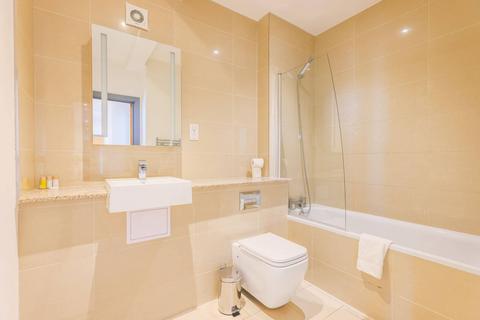 3 bedroom flat for sale, Shirley Street, Canning Town, London, E16