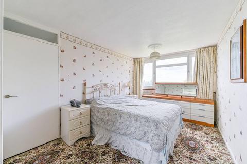 10 White Lodge, London, SE19 3HS