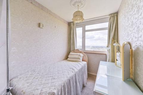 10 White Lodge, London, SE19 3HS