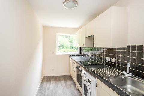 41 Guernsey Close, Crawley, RH11 9QS
