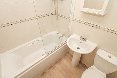 41 Guernsey Close, Crawley, RH11 9QS