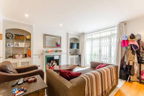 3 bedroom flat for sale, Clarendon Gardens, Little Venice, London, W9