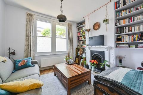 1 bedroom flat for sale, Nutbourne Street, Queen's Park, London, W10