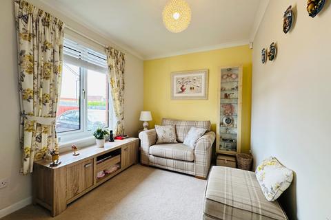 4 bedroom detached house for sale, Cypress Grove, Glasgow