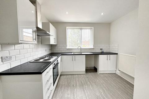 1 bedroom property to rent, 189 Woodsend Road, Manchester M41