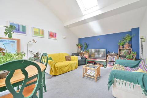 2 bedroom flat for sale, HOPEWELL YARD, Camberwell, London, SE5