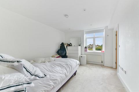 2 bedroom apartment for sale, Vanbrugh Hill, London