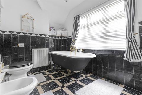 3 bedroom detached house for sale, Hayes Lane, Beckenham, BR3